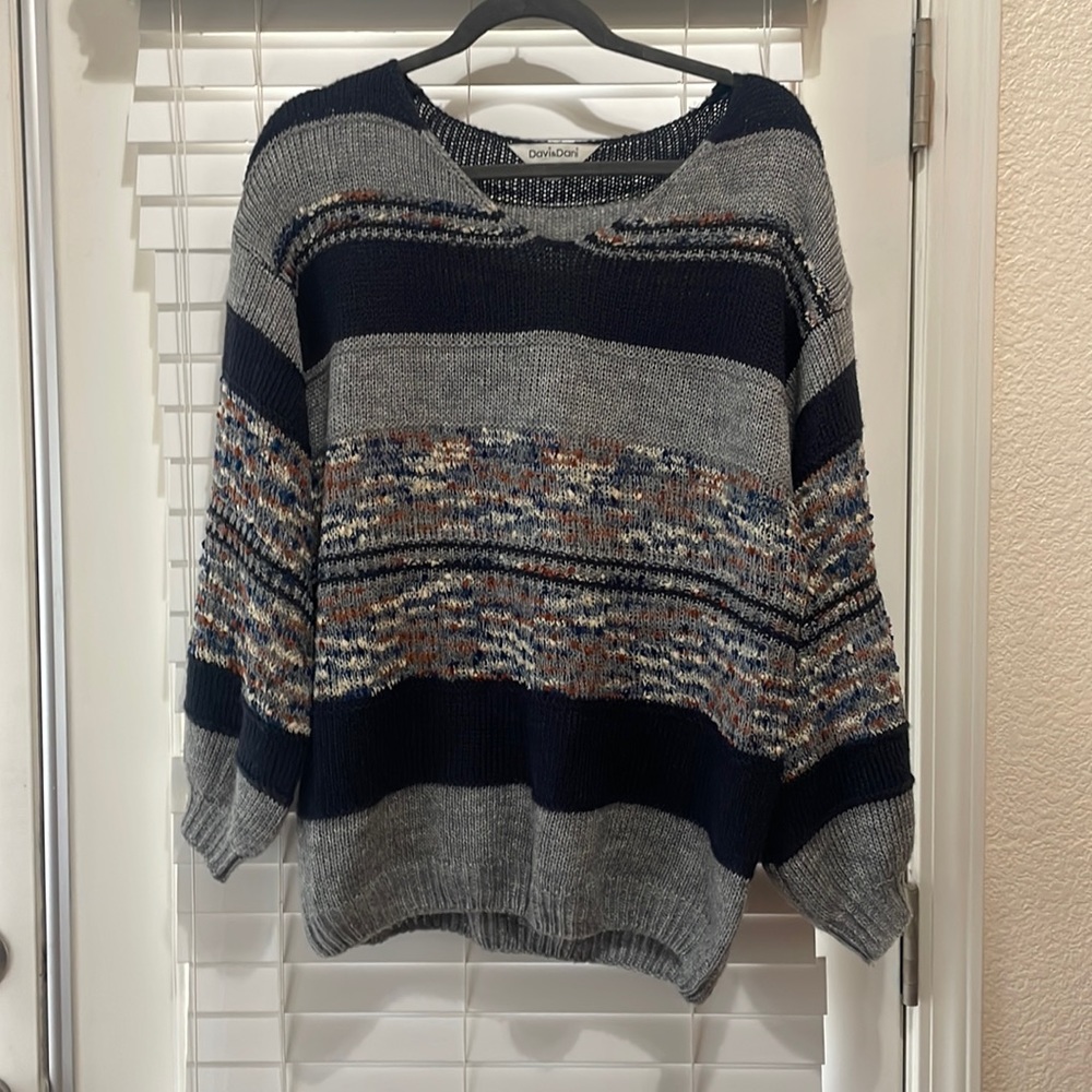 NWOT Davi & Dani oversized knit sweater